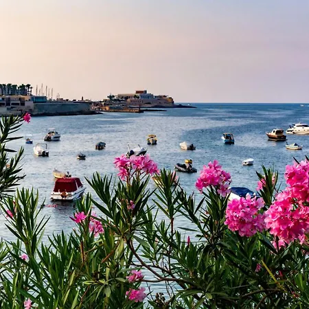 بيت ضيافة La88 Bayview